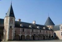 Chamerolles, Chateau, Decors de facade